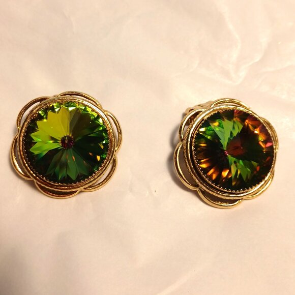 Vtg Whiting & Davis Watermelon Rivoli Heliotrope Rhinestone Clip Earrings 1 in - Picture 6 of 7